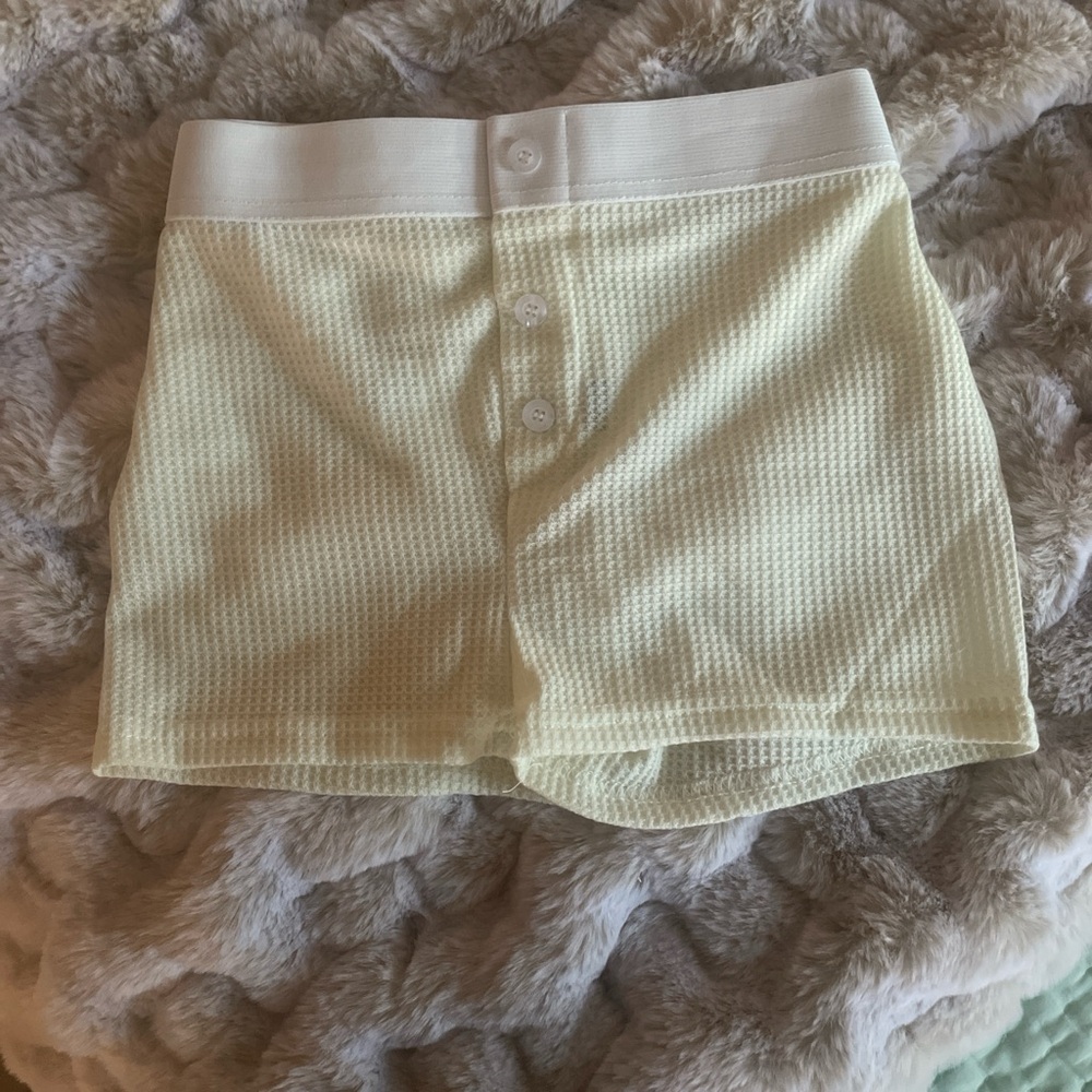 Brandy melville shorts